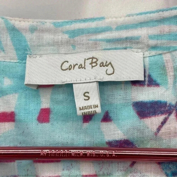 Coral Bay Women’s Pastel Blouse Small Blue Pink Hi Low Half Button Long Sleeved - Picture 10 of 15